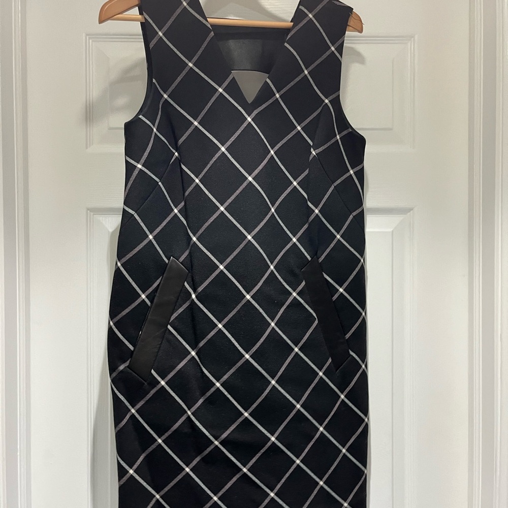 RAG & Bone NWOT  jumper w leather trim. Size 6